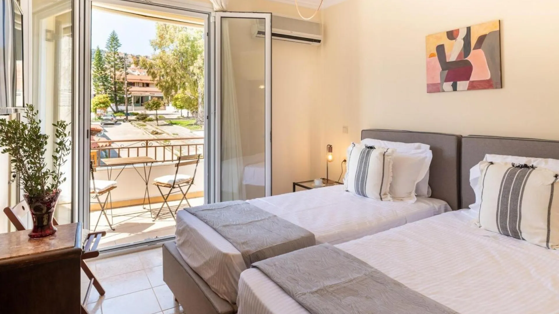 Дом отдыха Entheos City Center Kefalonia Аргостолион Греция